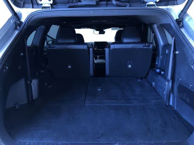 Thumbnail: 2025 Toyota Highlander - 35