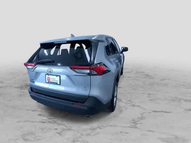 Thumbnail: 2025 Toyota RAV4 - 9