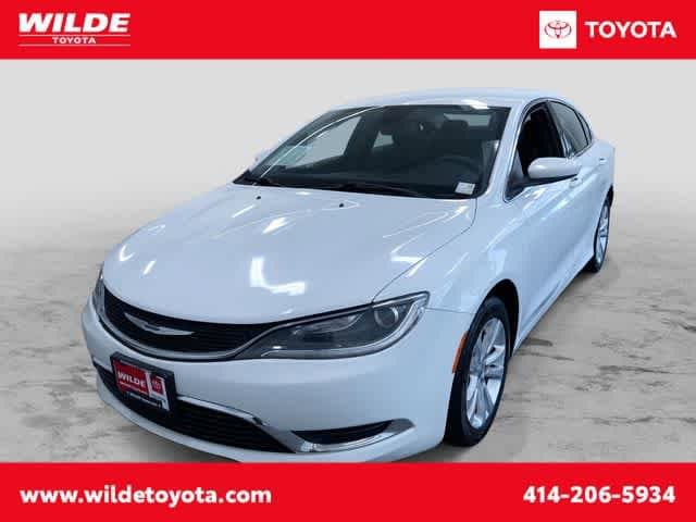 2015 Chrysler 200 Limited -
                  West Allis, WI