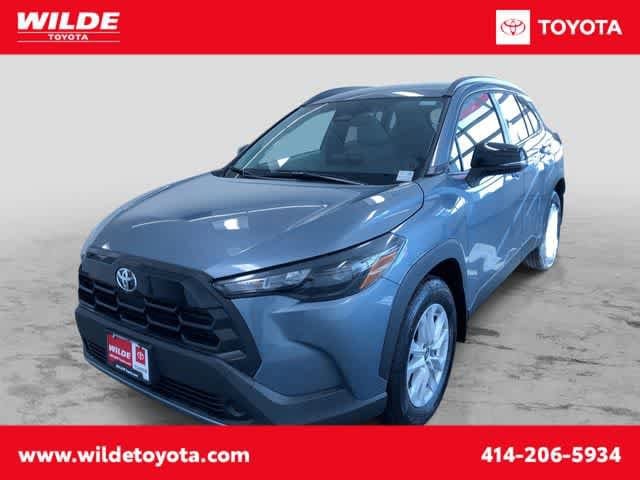 2026 Toyota Corolla Cross LE - AWD 