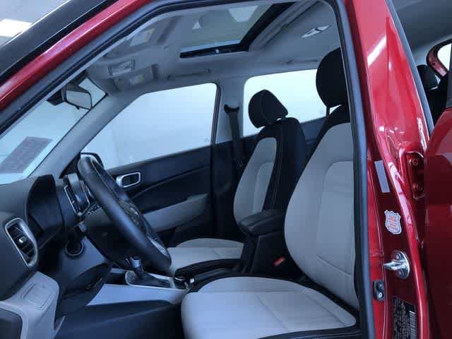 Thumbnail: 2025 Hyundai Venue - 18