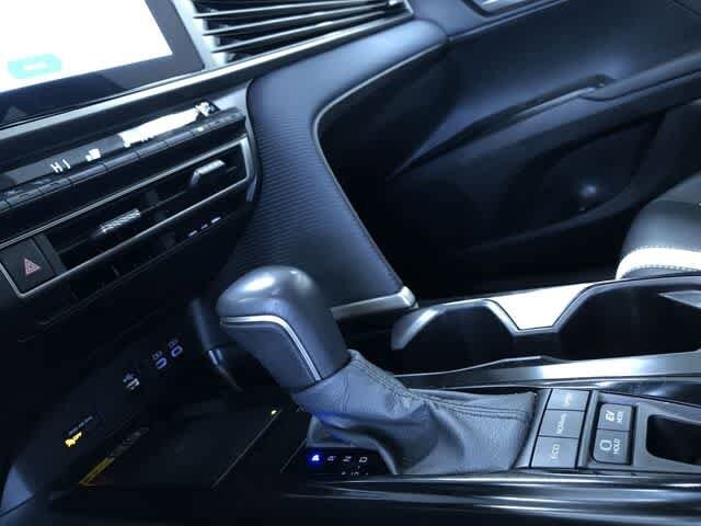 Thumbnail: 2025 Toyota Camry - 28