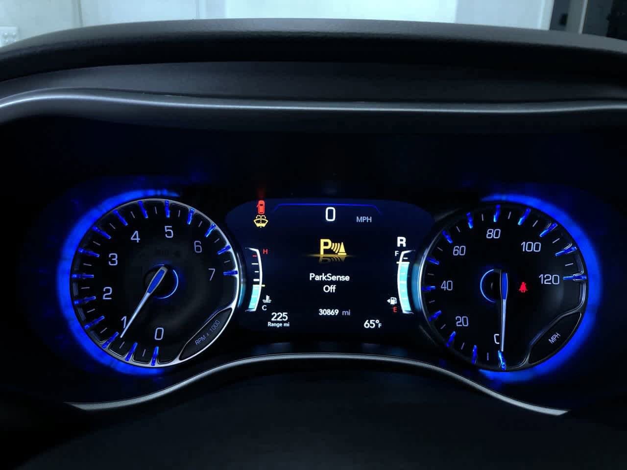 2024 Chrysler Pacifica Touring L 30