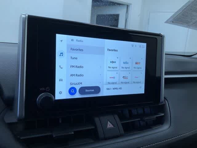 Thumbnail: 2025 Toyota RAV4 - 28