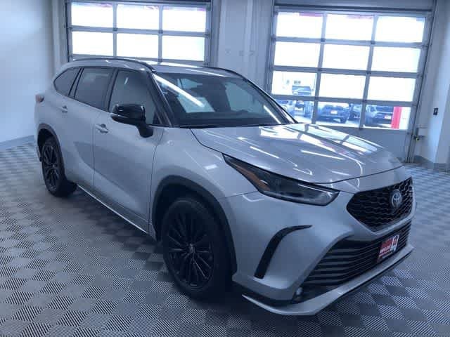 Thumbnail: 2025 Toyota Highlander - 39