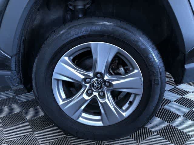 Thumbnail: 2024 Toyota RAV4 - 16