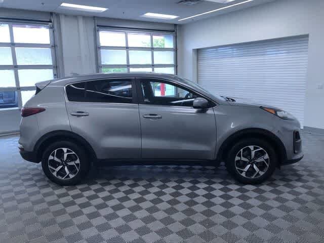Thumbnail: 2020 Kia Sportage - 37
