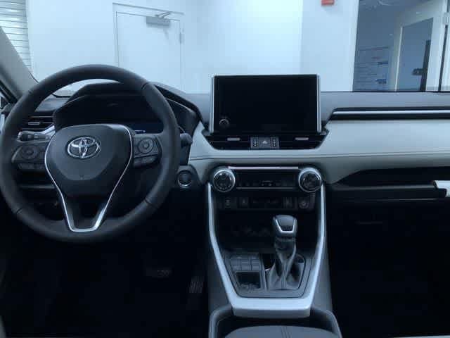 Thumbnail: 2025 Toyota RAV4 - 9