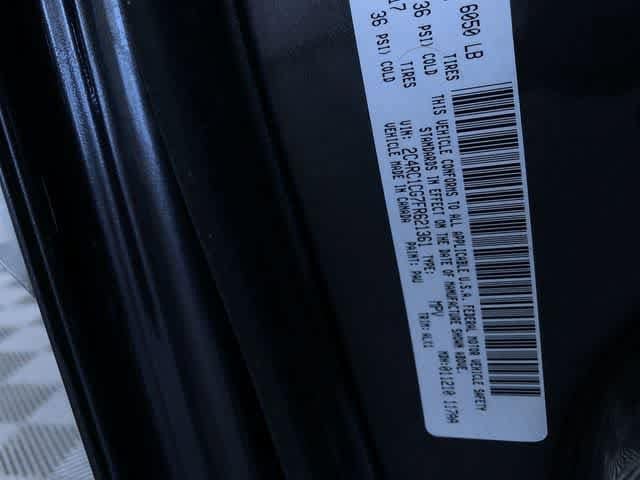 Thumbnail: 2015 Chrysler Town & Country - 33