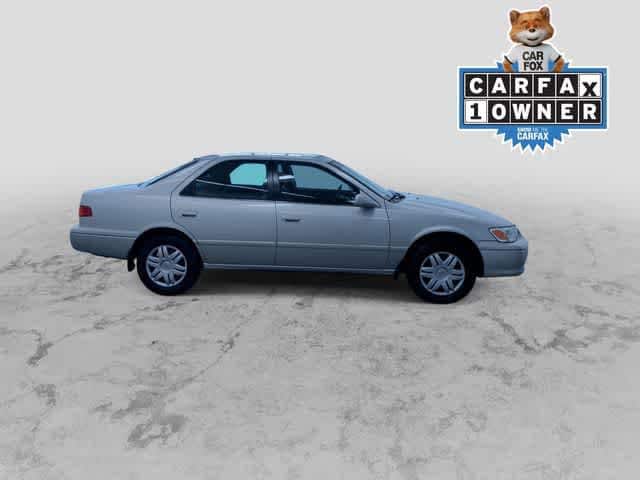 Used 2000 Toyota Camry LE with VIN 4T1BG22K2YU622260 for sale in West Allis, WI