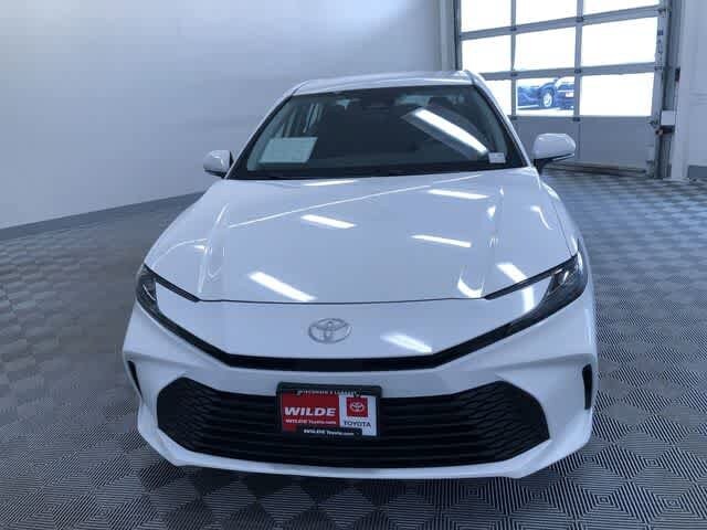 Thumbnail: 2025 Toyota Camry - 16