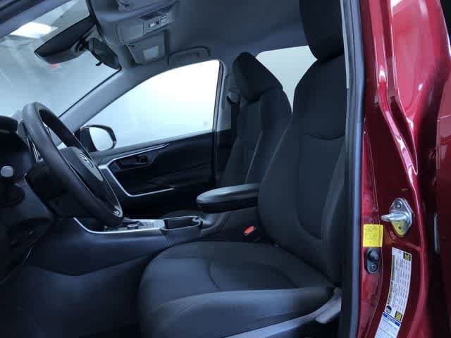 Thumbnail: 2021 Toyota RAV4 - 18