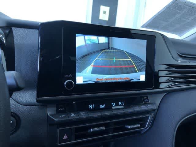 Thumbnail: 2025 Toyota Camry - 28