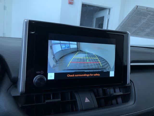 Thumbnail: 2025 Toyota RAV4 - 27