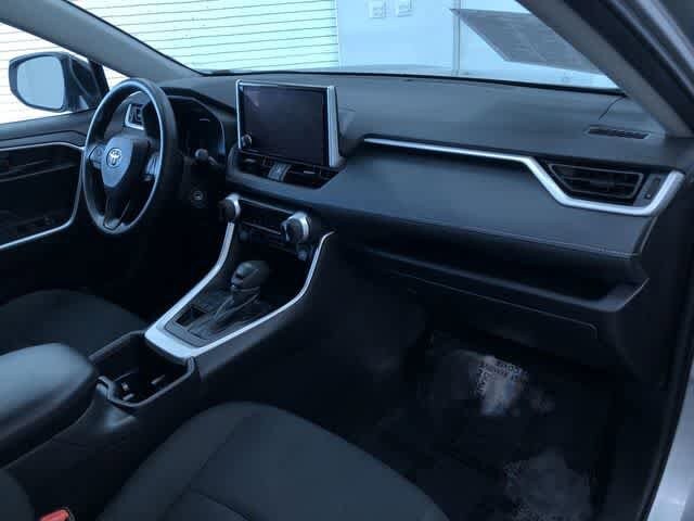 Thumbnail: 2024 Toyota RAV4 - 23