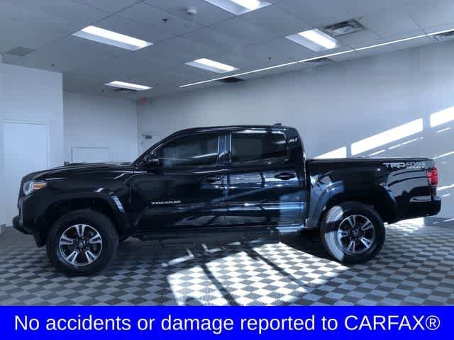 Thumbnail: 2019 Toyota Tacoma - 3