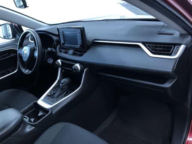 Thumbnail: 2021 Toyota RAV4 - 23