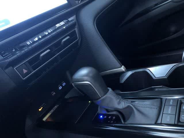 Thumbnail: 2025 Toyota Camry - 29