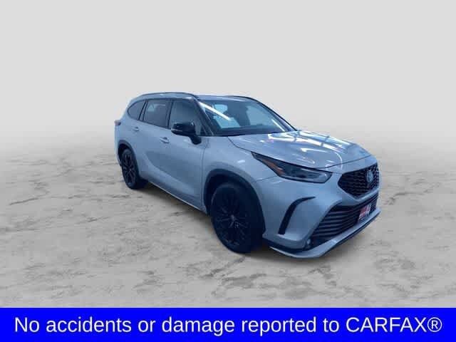 Thumbnail: 2025 Toyota Highlander - 3