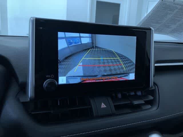 Thumbnail: 2025 Toyota RAV4 - 27