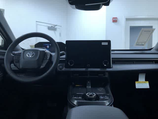 2026 Toyota bZ XLE - Photo 17