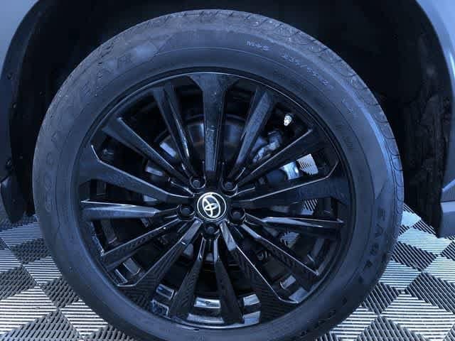 Thumbnail: 2025 Toyota Highlander - 8
