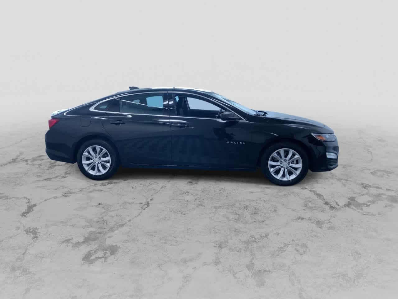 1G1ZD5ST6PF210330