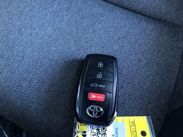 Thumbnail: 2025 Toyota Camry - 32