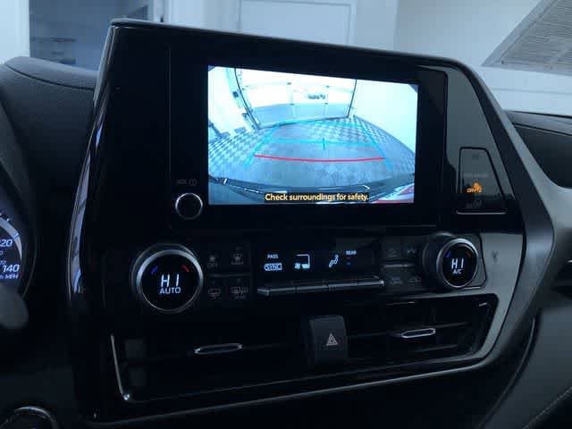 Thumbnail: 2023 Toyota Highlander - 26