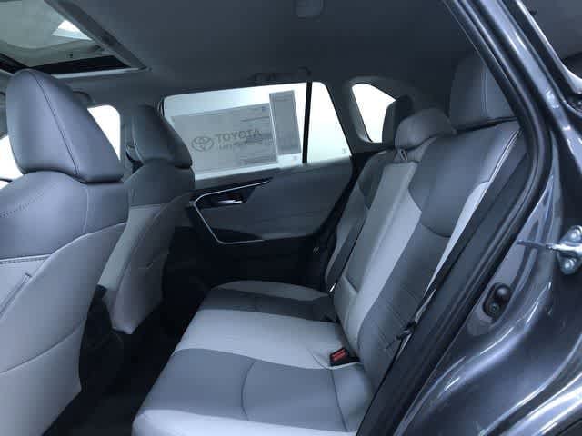 Thumbnail: 2025 Toyota RAV4 - 20