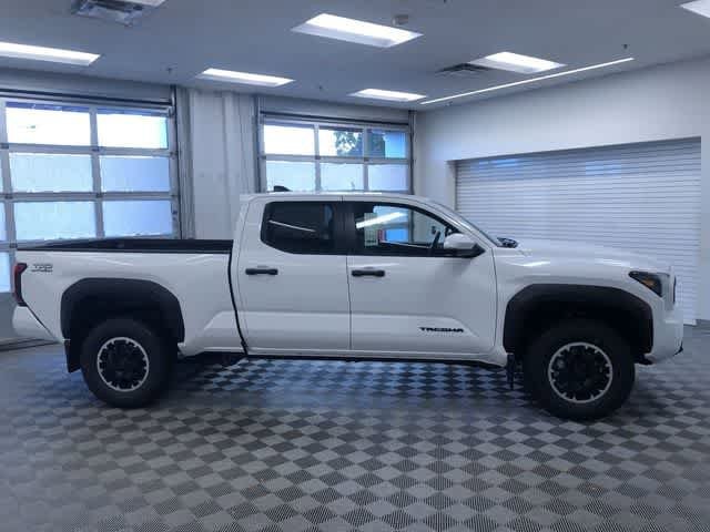 Thumbnail: 2025 Toyota Tacoma - 6