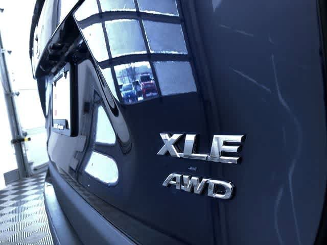 Thumbnail: 2025 Toyota RAV4 - 15