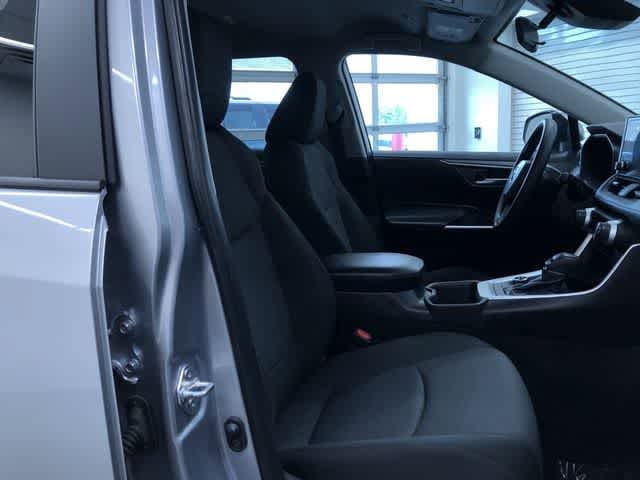 Thumbnail: 2025 Toyota RAV4 - 22