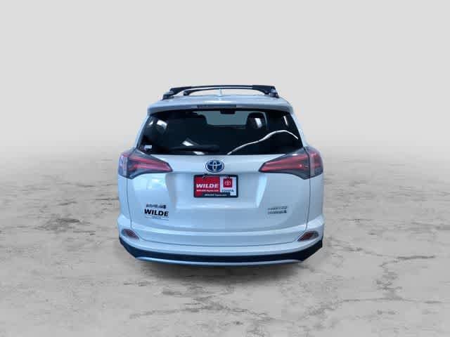 Thumbnail: 2016 Toyota RAV4 - 9