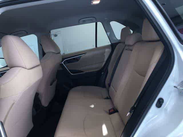 Thumbnail: 2019 Toyota RAV4 - 12