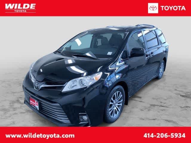 2018 Toyota Sienna Mini-van, Passenger 