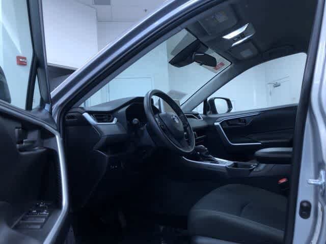 Thumbnail: 2025 Toyota RAV4 - 10