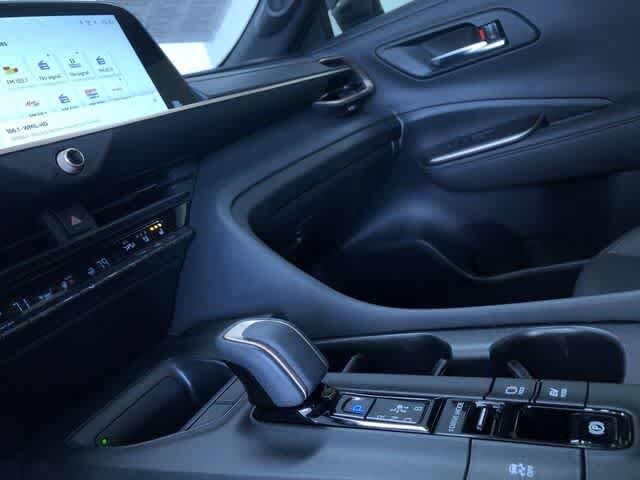 Thumbnail: 2023 Toyota Crown - 31