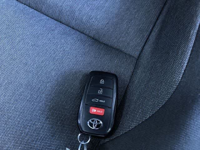 Thumbnail: 2026 Toyota Camry - 31