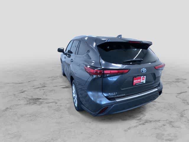 Thumbnail: 2020 Toyota Highlander - 8