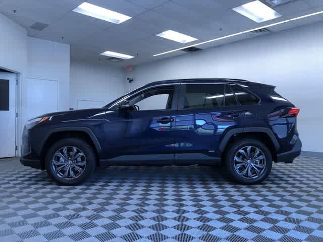 Thumbnail: 2024 Toyota RAV4 - 11
