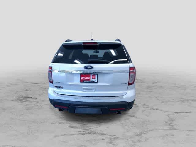 Thumbnail: 2015 Ford Explorer - 9