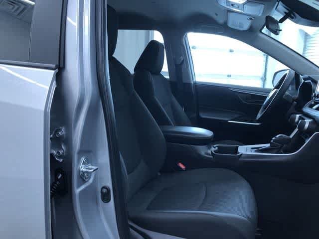 Thumbnail: 2025 Toyota RAV4 - 22