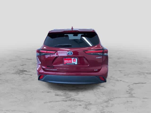 Thumbnail: 2021 Toyota Highlander - 9