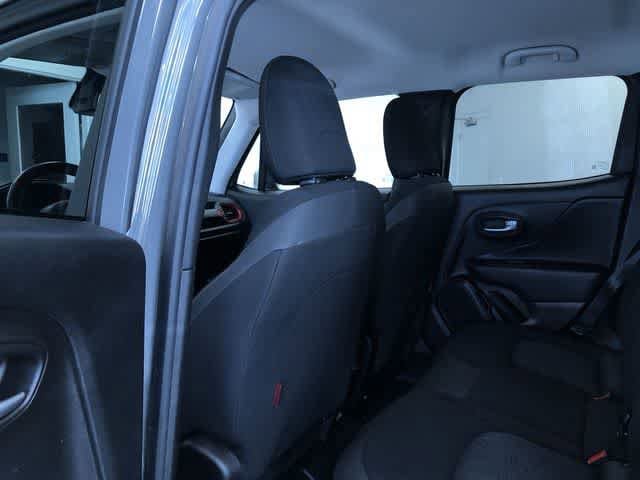 Thumbnail: 2022 Jeep Renegade - 21