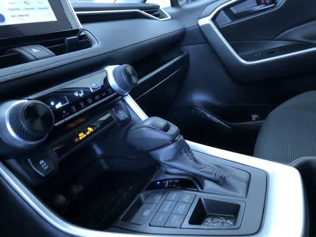 Thumbnail: 2024 Toyota RAV4 - 29