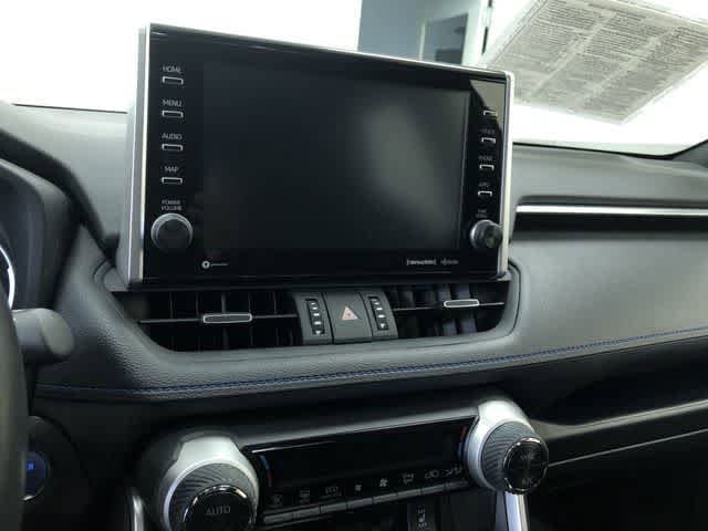 Thumbnail: 2022 Toyota RAV4 - 19