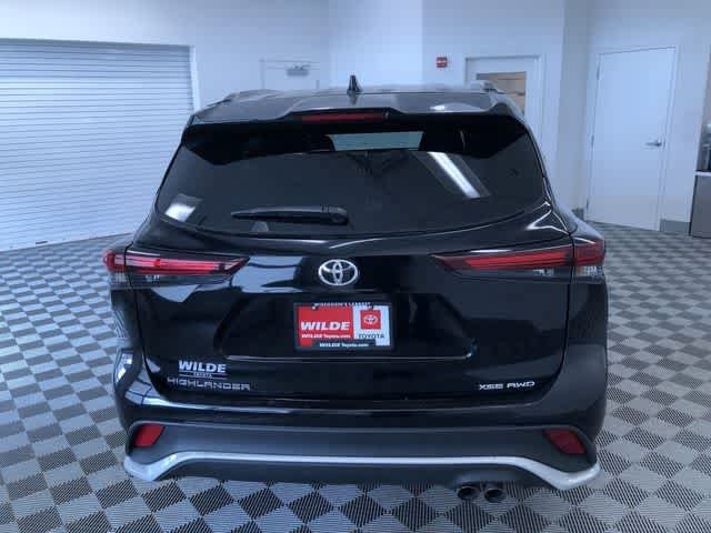 Thumbnail: 2025 Toyota Highlander - 13