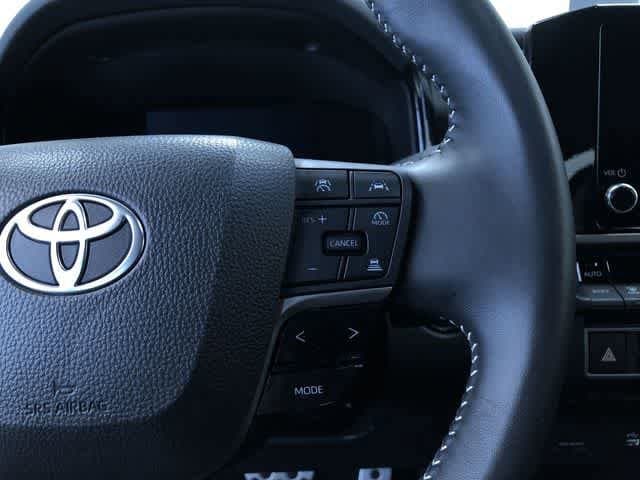 Thumbnail: 2025 Toyota Camry - 28