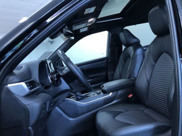 Thumbnail: 2025 Toyota Highlander - 18